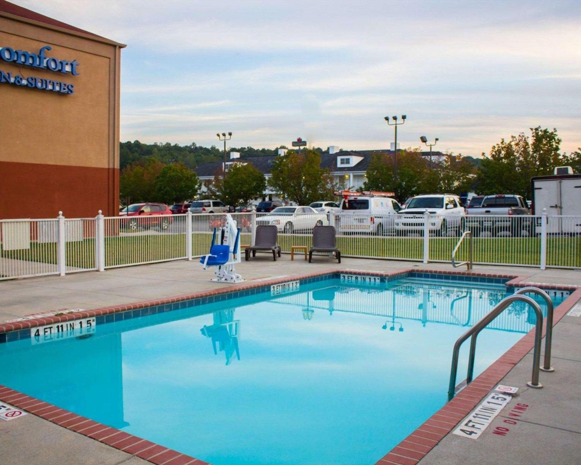 Comfort Inn & Suites Trussville I-59 Exit 141 Exteriör bild